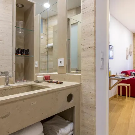 Heart Of Alfama - Historic Tiny House * Lisbon