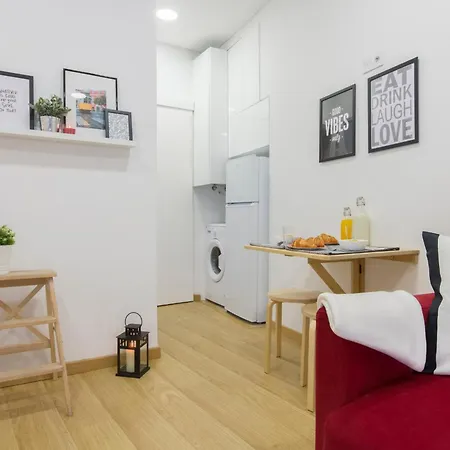Heart Of Alfama - Historic Tiny House *