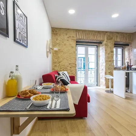 Apartment Heart Of Alfama - Historic Tiny House Lisbon